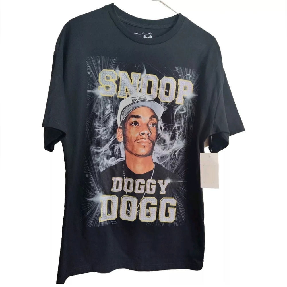 Dogg Supply by Snoop Dogg Graphic Print T Shirt Mens Size XS Doggy Dog